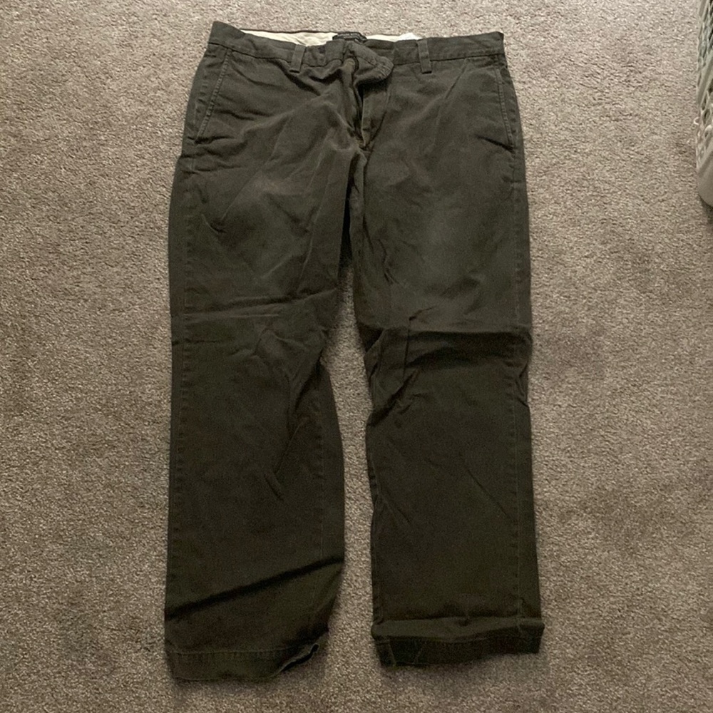 Men’s Banana Republic Emerson Chinos, Dark Gray, Size 34x30